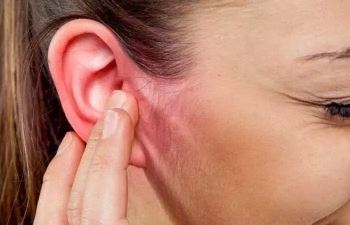 درمان فوری گوش درد بزرگسالان با راهکارهای ساده و کاربردی